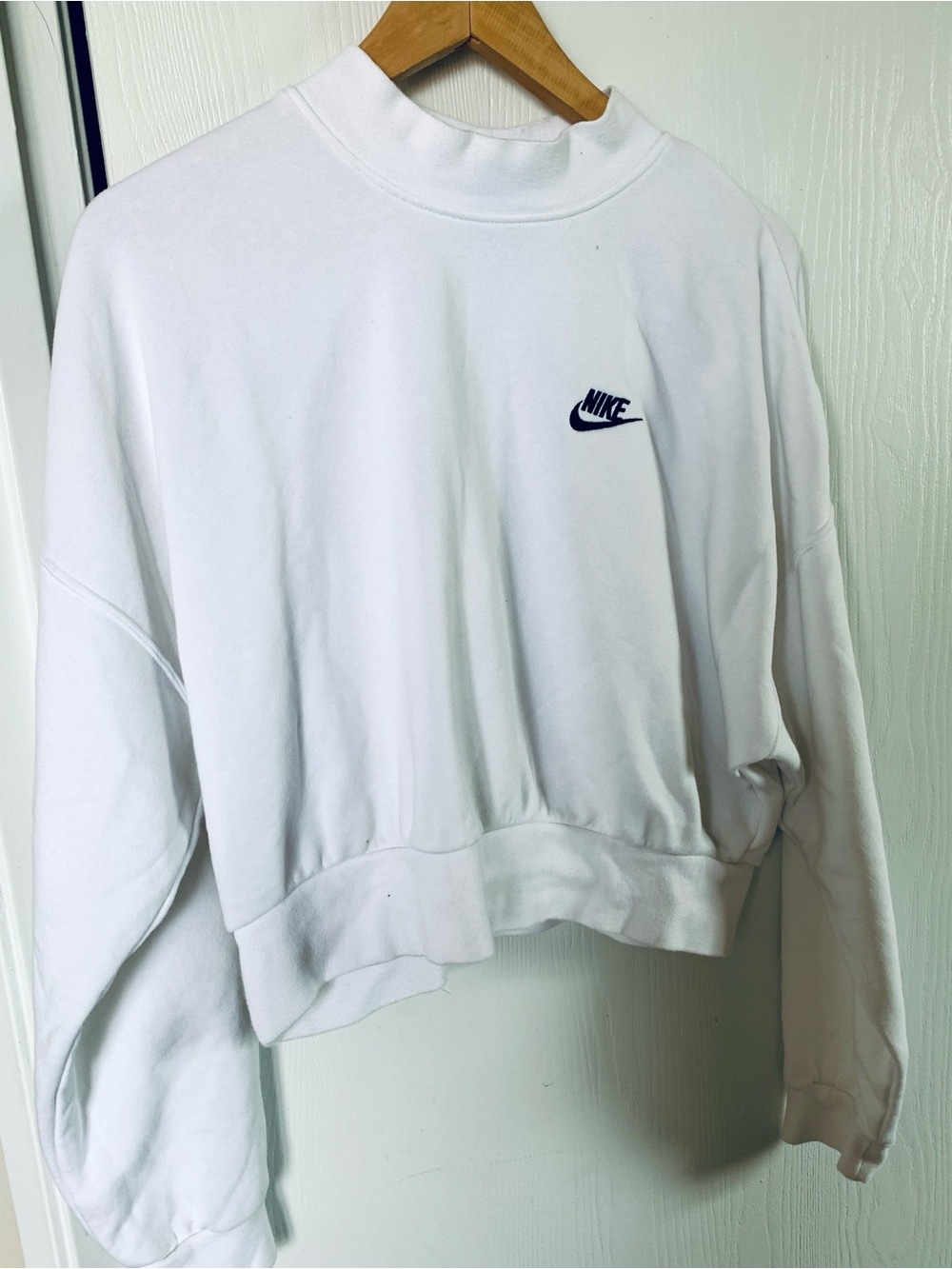 Nike White Cropped Mock-Neck Sweatshirt with Navy Logo